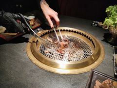 -铭牛烧肉·和牛海鲜自助(高新月牙湖店)