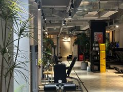 -F+轻食健身赋能空间(中华北路国贸商场店)