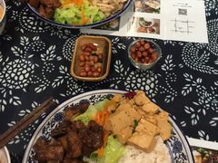 -蜗牛小馆醉乡民谣云南菜(惠新西里店)