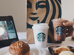 -星巴克(南宁民歌湖店)