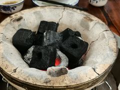炭炉果鸡煲-威邵鸡煲(西华路总店)