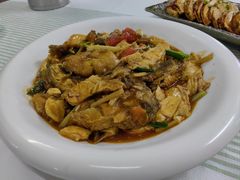 豆腐焖鱼-甘家界柠檬鸭店(高峰林场店)