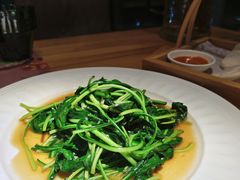 蒜蓉炒板蓝根苗-甘思咪哚·云南艺术餐厅(天河广百店)