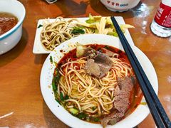 -伊京轩兰州牛肉面(闹市口店)
