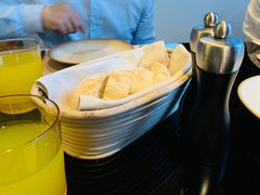 餐前面包-上海苏宁宝丽嘉酒店·Cafe Bellagio西餐厅