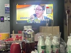 -莹乐迪量贩式KTV(祝桥店)