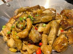 -黄泥岗·地道湖北菜(奥特莱斯店)