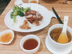 -裕记烧腊连锁餐饮(国商分店)