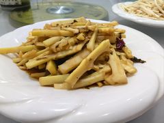 -天乐农家鱼头王(天目湖店)