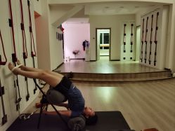 -成都阿难陀艾扬格瑜伽中心