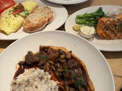 -The Cheesecake Factory(katella avenue)