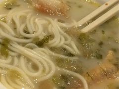 -上海小南国(仲盛世界商城店)