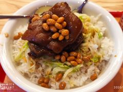 -猪戈戈超级猪脚饭(佳兆业店)