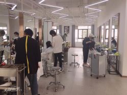 点击看大图 -蚂蚁造型沙龙