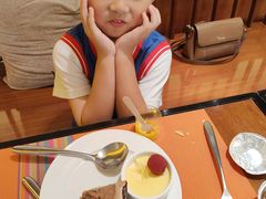 -岷山饭店-芝芝自助餐厅