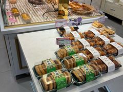 -金凤成祥(白广路店)