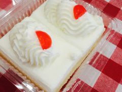 -红宝石·鲜奶小方·海派西点房(南丹店)