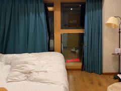 -闲隅江景艺术酒店(解放碑洪崖洞总店)