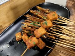 -陈员外正宗夹江烧烤(广福路店)