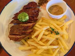 -羽深肉铺 Steak & Wine