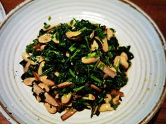 青年拌菜-青年公社烤鸭(宝杨宝龙广场店)
