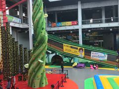 -蒙特利亲子乐园