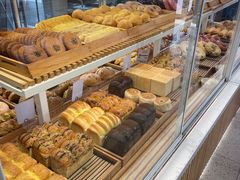 -焙丽拾光(麦凯乐直营店)