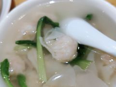 -诚铭记·虾仁汤包·成都小吃(融创店)