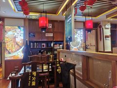 -沸炉重庆老火锅(军事博物馆店)