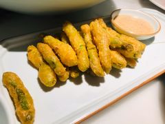 咸蛋黄四季豆-初蓉丨遇见新川菜(亲贤街荣耀店)