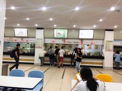 -上海外国语大学(虹口校区)