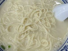 -雪琴面馆富安特色鱼汤面(城中花园店)