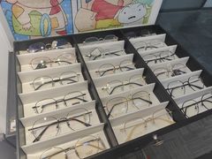 -浮光眼镜·蔡司视觉合作·数字验配中心(陆家嘴店)