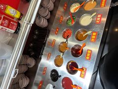 自助调料区-老北京热气涮羊肉·小龙虾·烤鱼(呼玛路店)