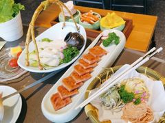 -捞王锅物料理(上海世茂广场店)