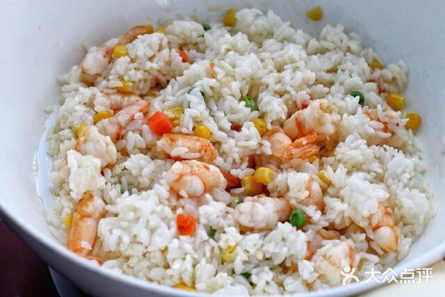 虾仁蛋炒饭