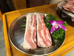 -明洞阿姨·韩式酱蟹烤肉·创意料理(方庄店)