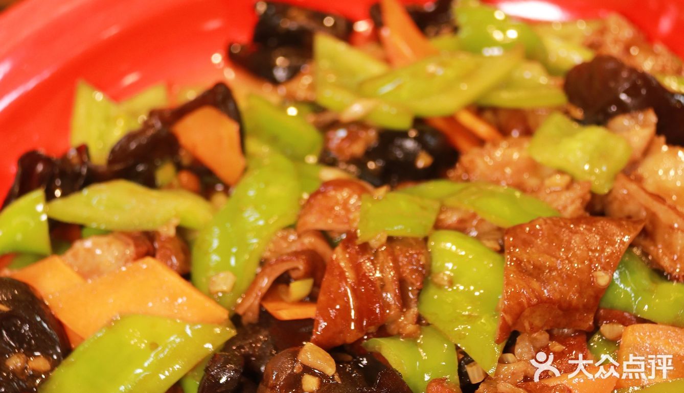 嘎嘎香的铁锅炖