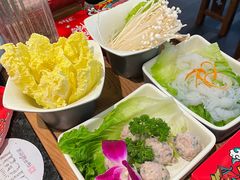 -井格重庆火锅(临平银泰城店)