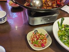 -富正毅三下锅·湘西韵味(天门山索道店)