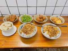 -红猪卤肉饭(大西洋美食城店)