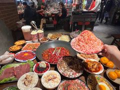 -萍姐火锅·公路夜市(武汉首店)