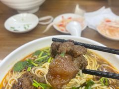 至尊牛肉面-耙豌豆重庆小面