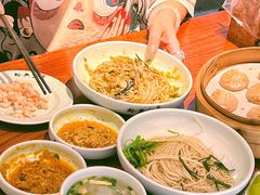 -裕兴记•蟹黄面馆(人民广场店)