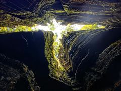 -梭布垭石林景区