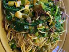 -肇兴特色牛肉粉