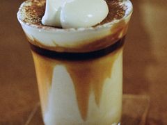 维也纳拿铁-METAL HANDS(五道营店)