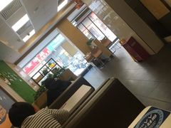 大堂-华莱士·全鸡汉堡(五爱道店)