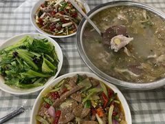 -卢六川汤肉(南方花园店)