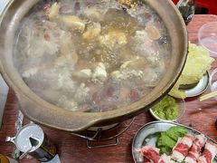 -威邵鸡煲(西华路总店)